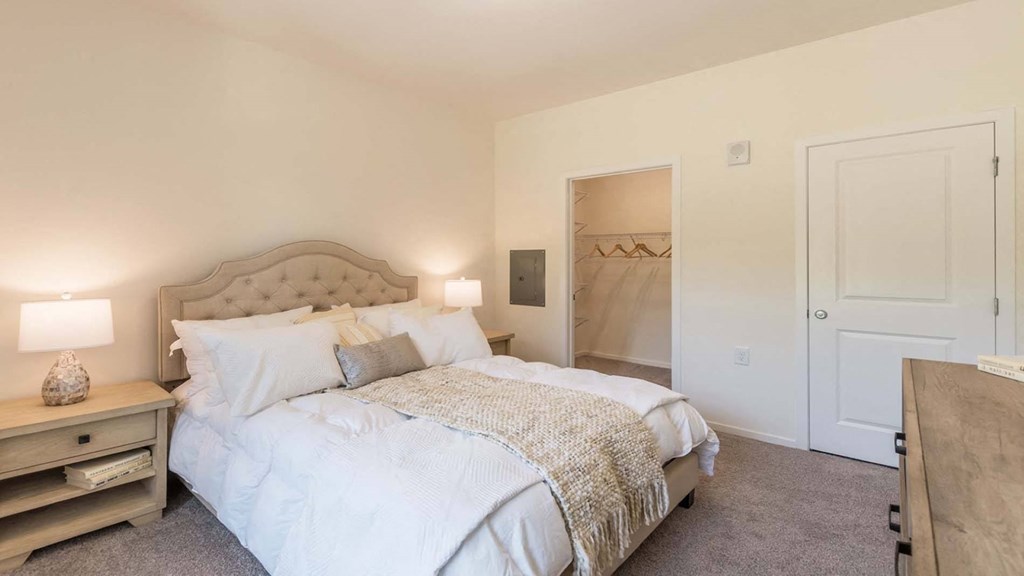 Dominium-TheSafford-Bedroom