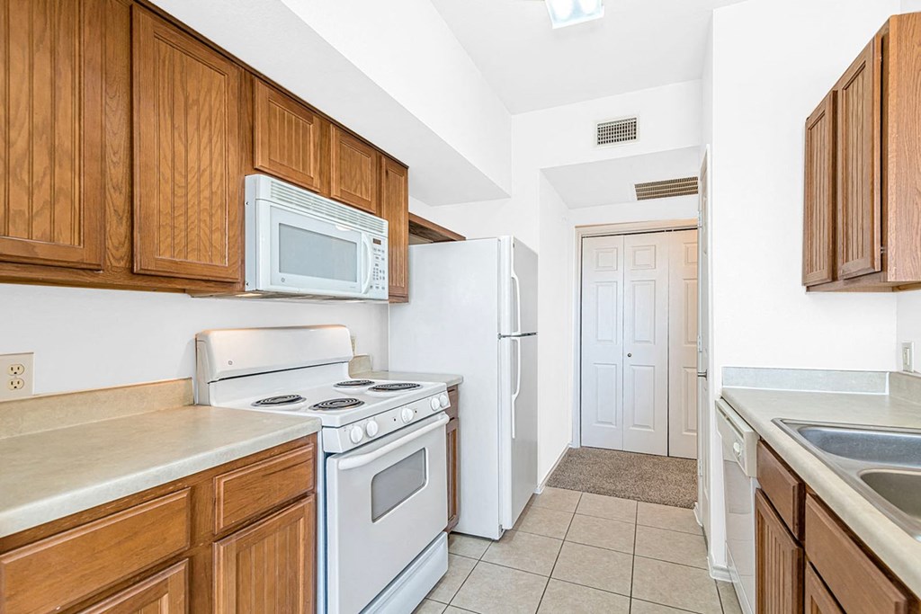 Dominium_The Portofino_Updated Virtually Staged Apartment Home Kitchen