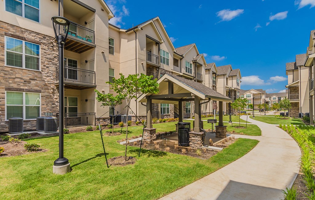Timbers at Hickory Tree_Property Exterior
