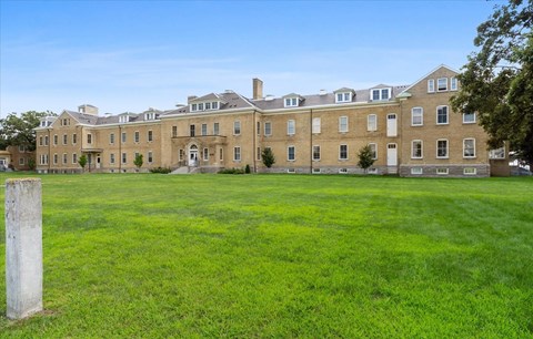 Dominium_Upper Post Flats_Exterior 4.jpg