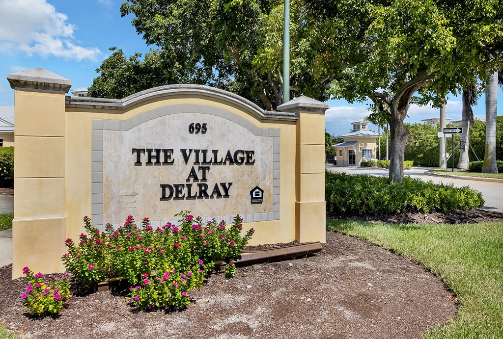 Dominium_Village at Delray_Exterior Monument Sign