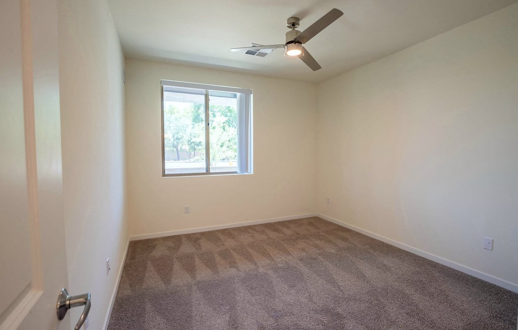 Dominium_Vista Ridge_Vacant 1-2 Bedroom Apt Bedroom