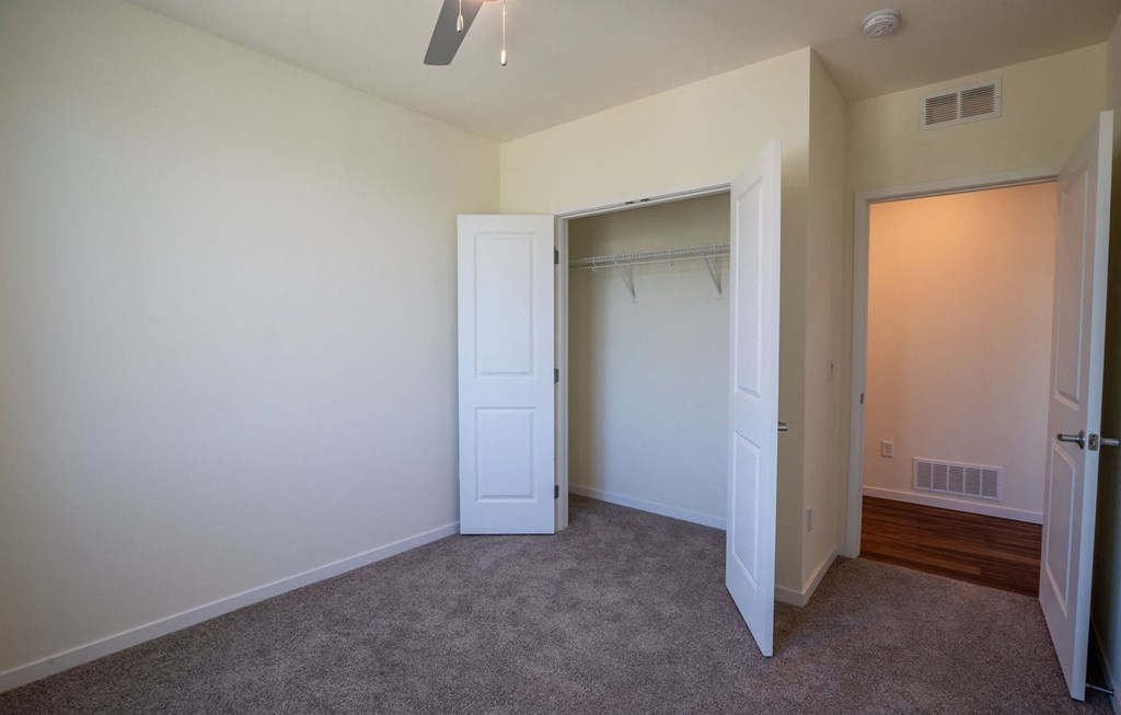 Dominium_Vista Ridge_Vacant 3 Bedroom Apt Bedroom