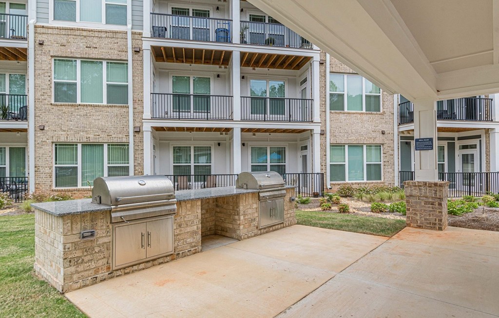 Grilling Station at Willow Place 55+ Apartments, McDonough, GA