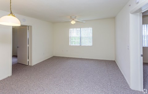 Heron-Pond-55-Apartments (2).jpg