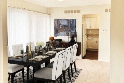 Formal dining room in Weatherstone townhomes 2 and 3 bedroom homes.
