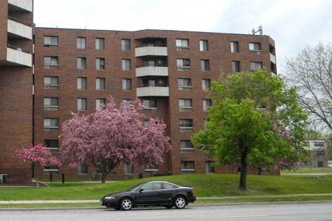 Brooks Landing Apartments Building