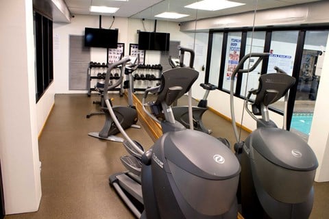 astor place apartments exercise room