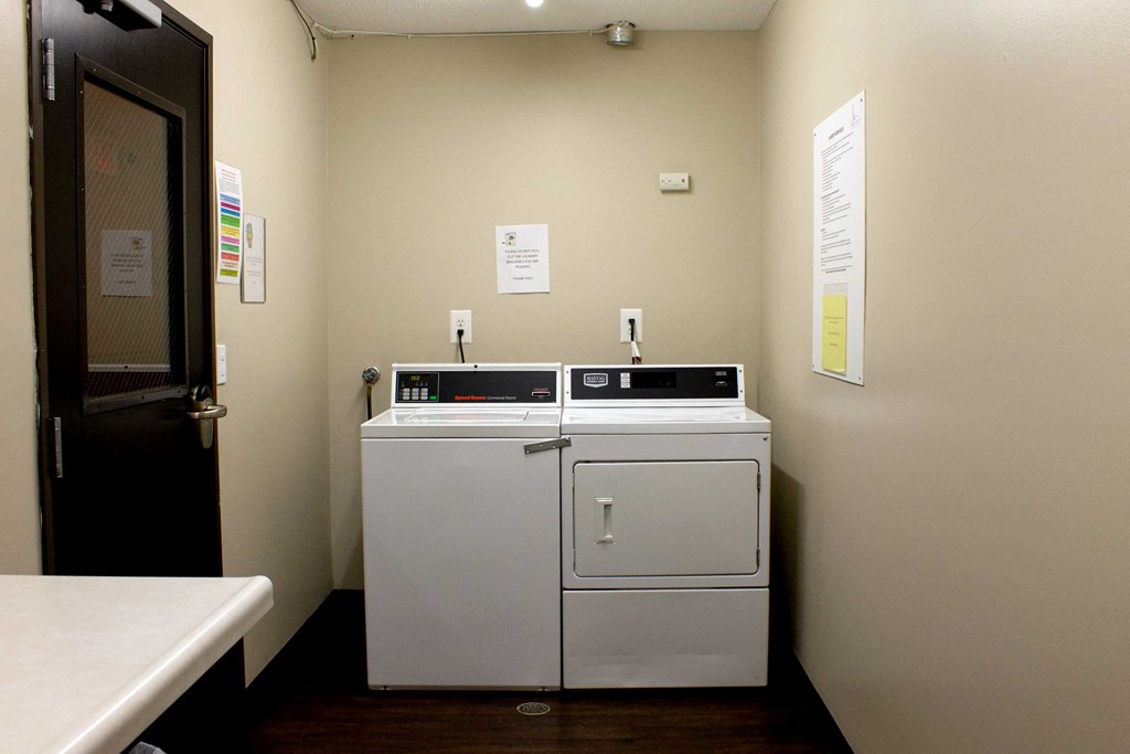 bridgeway apartments laundry room