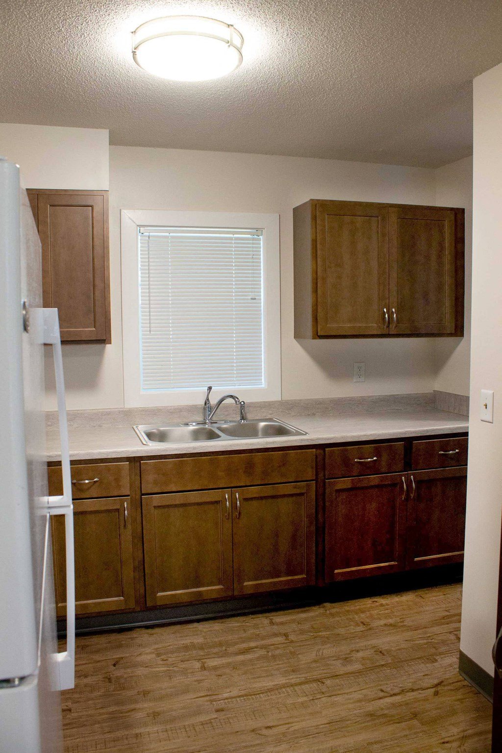Century Hills Townhomes kitchen