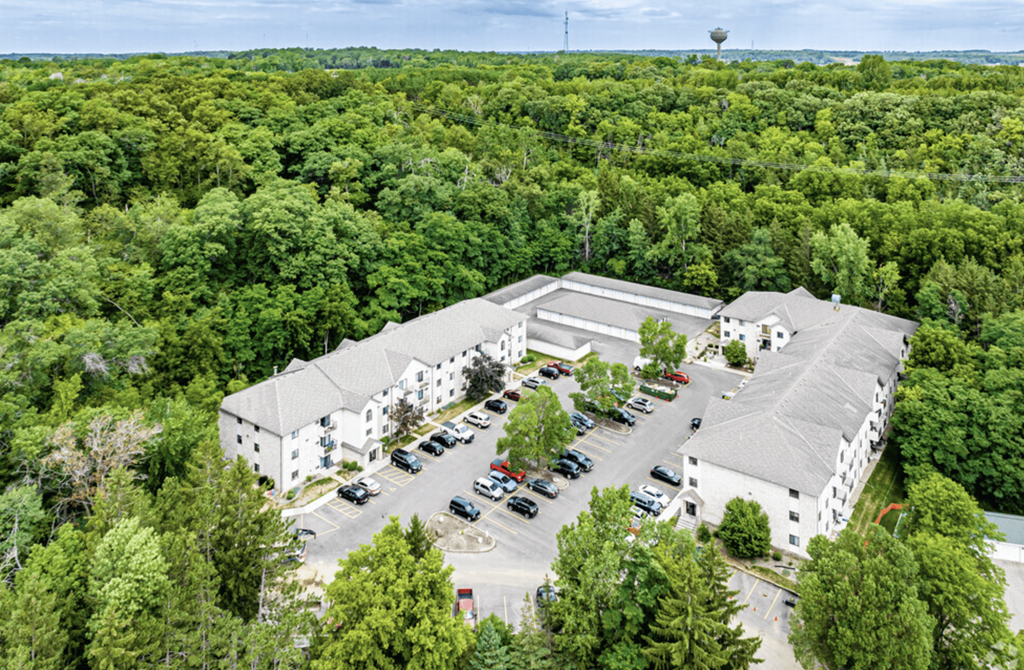 the building where the hotel is located