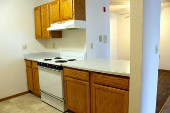 River Place Apartments Kitchen - Photo Gallery 6