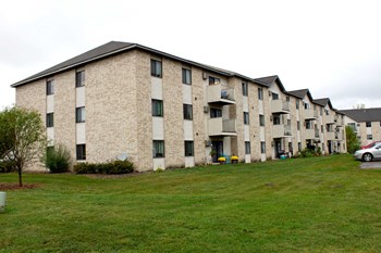 River Place Apartments Building Outside - Photo Gallery 2