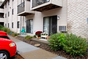Riverside Apartments patio - Photo Gallery 3