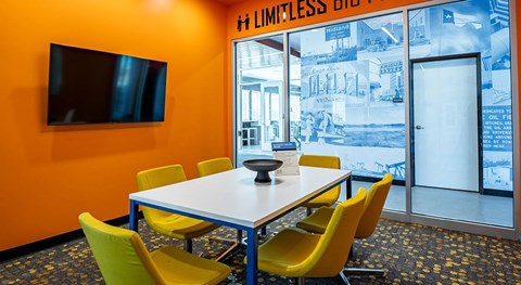 FLATZ 432 Conference Room