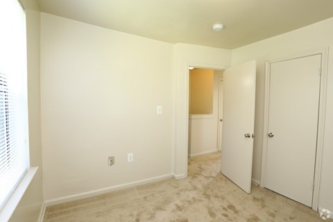 1443 Savannah St SE Studio-4 Beds Apartment for Rent