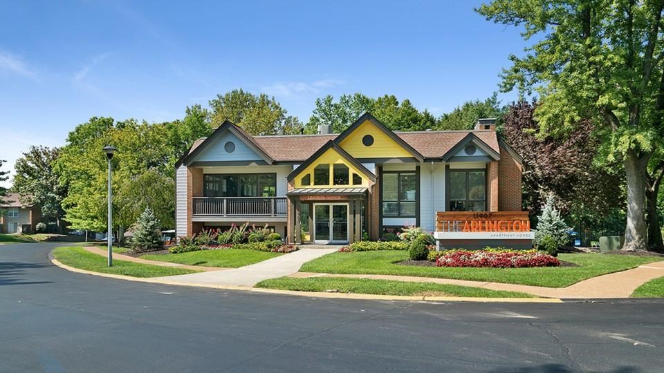 A yellow and white building with a sign that says "Bedfordshire".