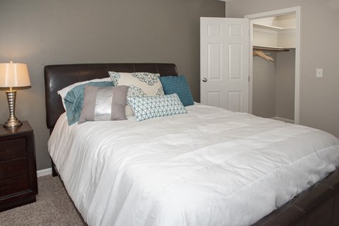 picture of bed in bedroom