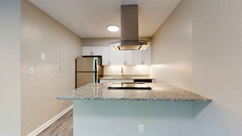 3116 Hillsborough Street 1-2 Beds Apartment for Rent - Photo Gallery 2