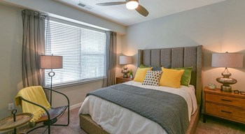 910 Walnut Avenue Studio-2 Beds Apartment for Rent - Photo Gallery 5