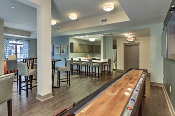 225 N Cedar Street 1-2 Beds Apartment for Rent - Photo Gallery 5