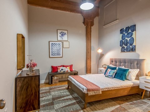 Gorgeous Bedroom at The Hudson, Virginia