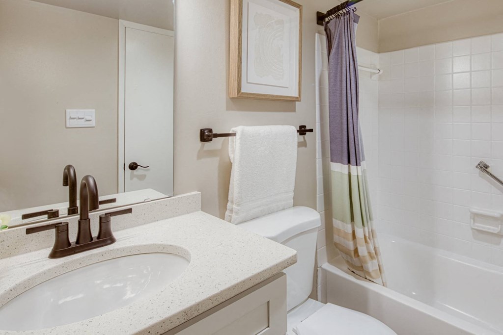 Bathroom With Bathtub at Acclaim at  Carriage Hill, Richmond, VA, 23228
