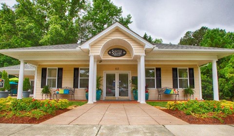 Leasing-Office-Sumter-Square-Raleigh-NC