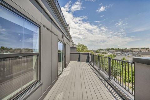303 East Sixth Avenue Studio-2 Beds Apartment for Rent