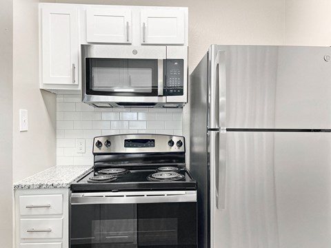 7 Woodstream Lane Studio-2 Beds Apartment for Rent