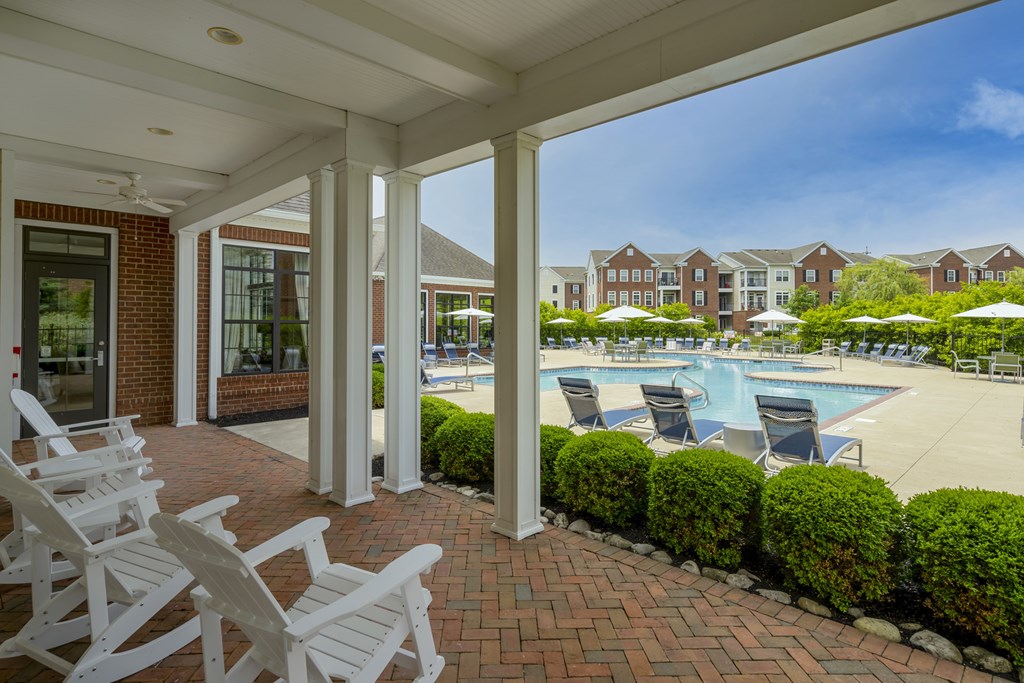 Outdoor Patio at Arlington Park, Hilliard