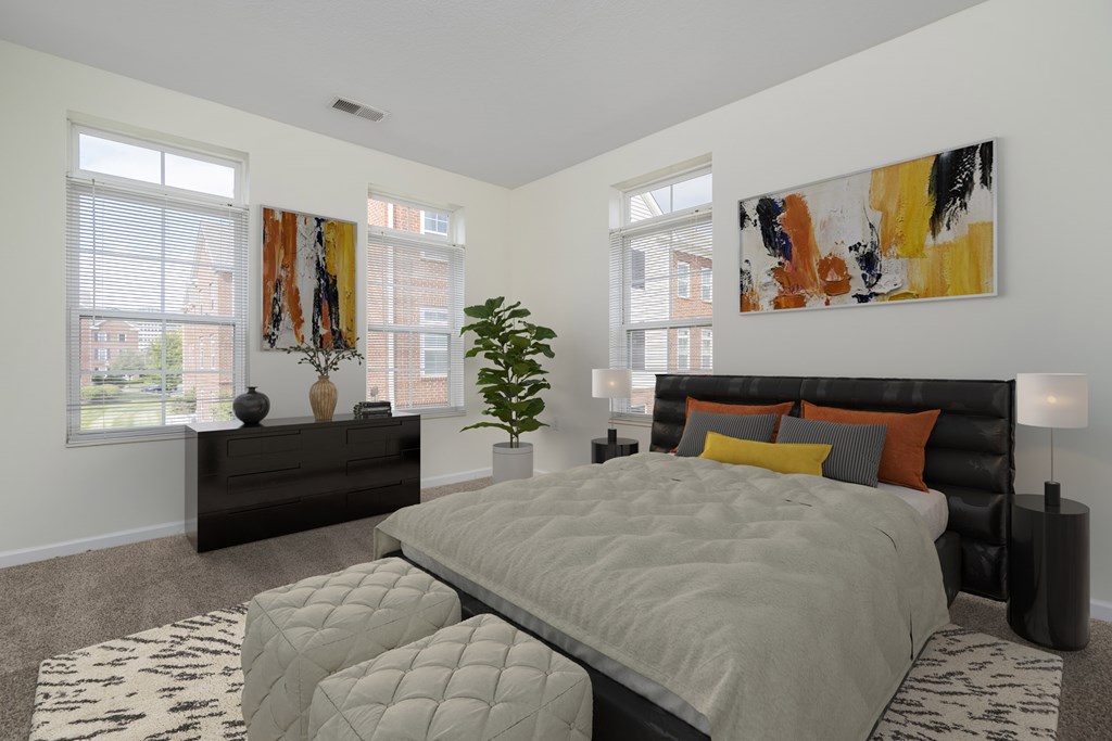 Large Bedroom at Arlington Park, Hilliard, OH 43026