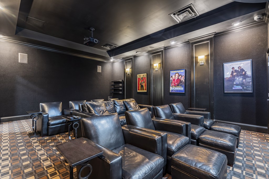 Movie Theatre at Arlington Park, Ohio, 43026