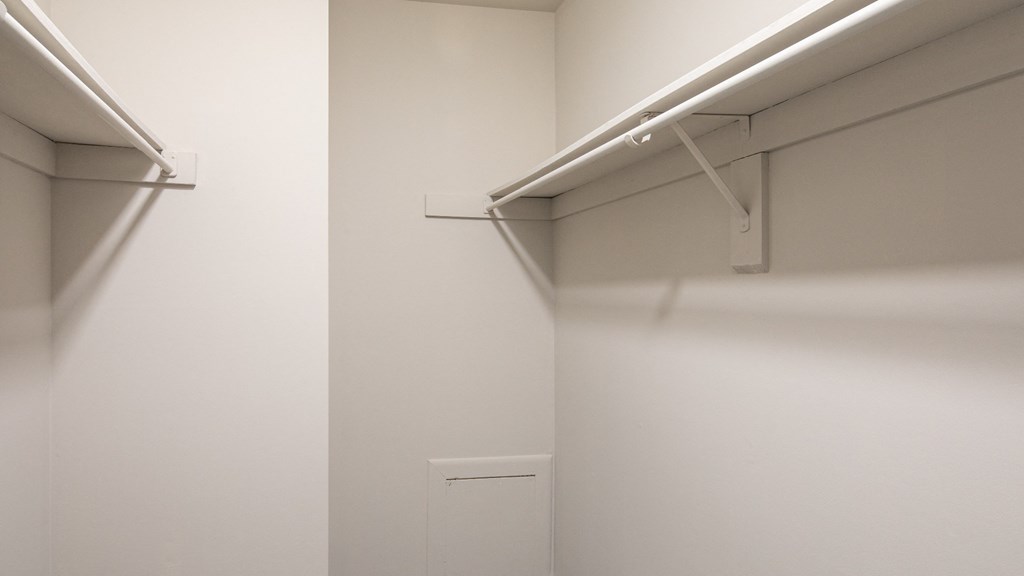 Pines of York, Bedroom 1, Closet, York Town