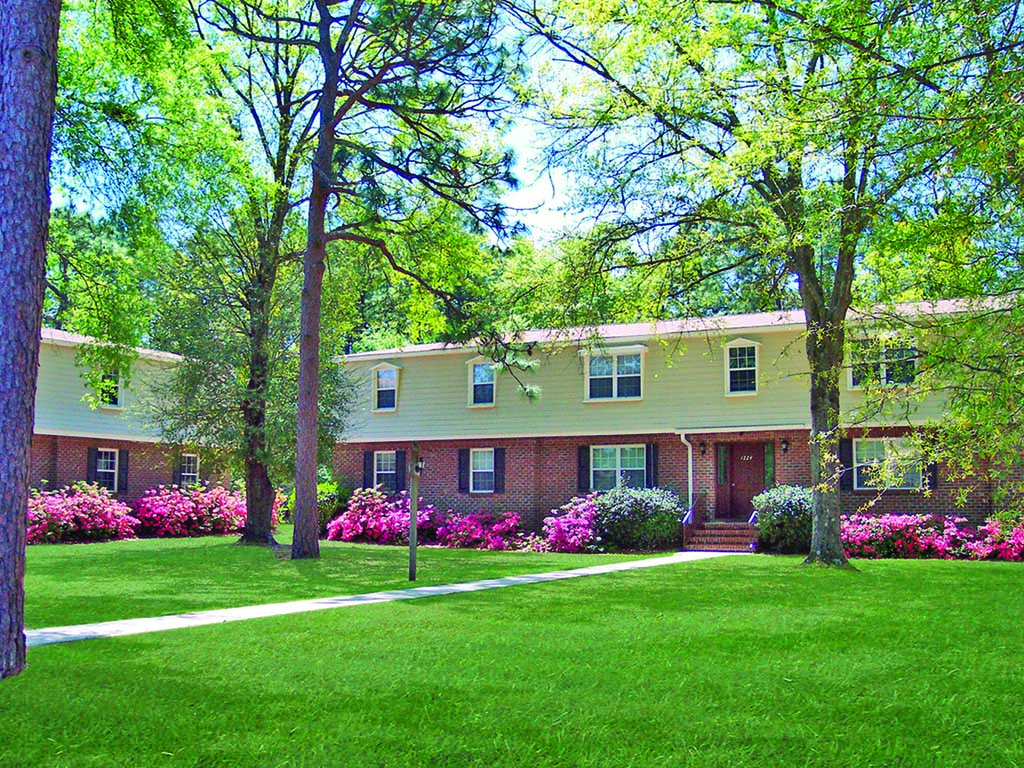 Exterior Chateau Terrace Apartments in Wilmington NC