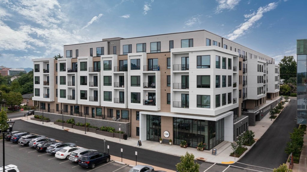 the building in which the hotel is located