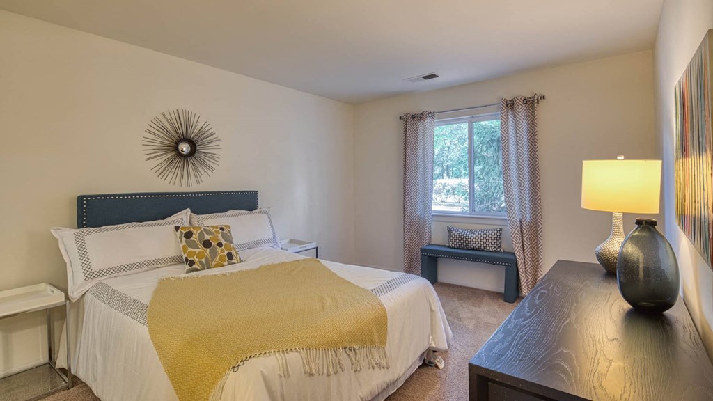 Pines of York, Bedroom, York Town