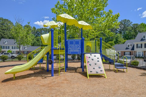 Fairgate Apartments Raleigh Playground
