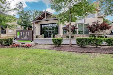 1400 North Pierce Street 1-3 Beds Apartment for Rent