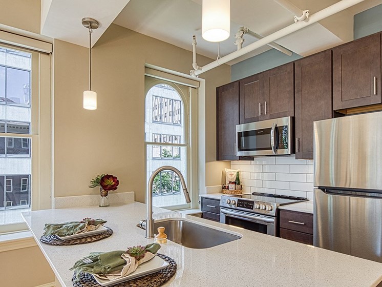 Kitchen island at Stumpf Flats Apartments in Richmond Va