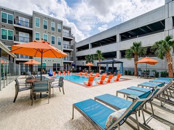 The Delaneaux Apartments Sundeck in New Orleans LA The Delaneaux Apartments Sundeck in New Orleans LA - Photo Gallery 6