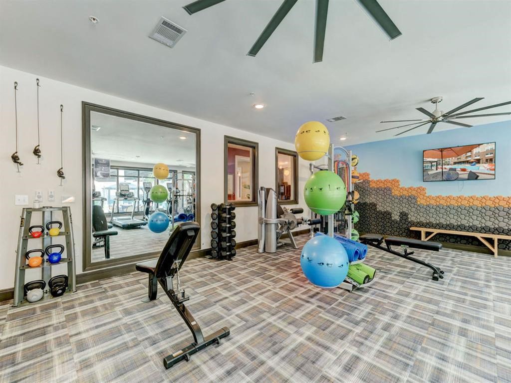 Gym at Delaneaux Apartments in New Orleans