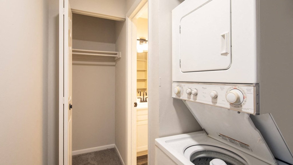 Pines of York, Laundry 2, York Town