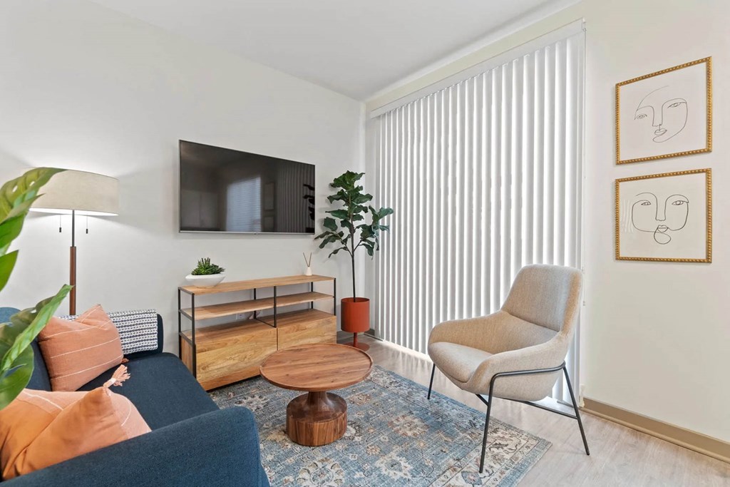 Metropolis Apartments is a similar property to Innsbrook Square Apartments located in Glen Allen