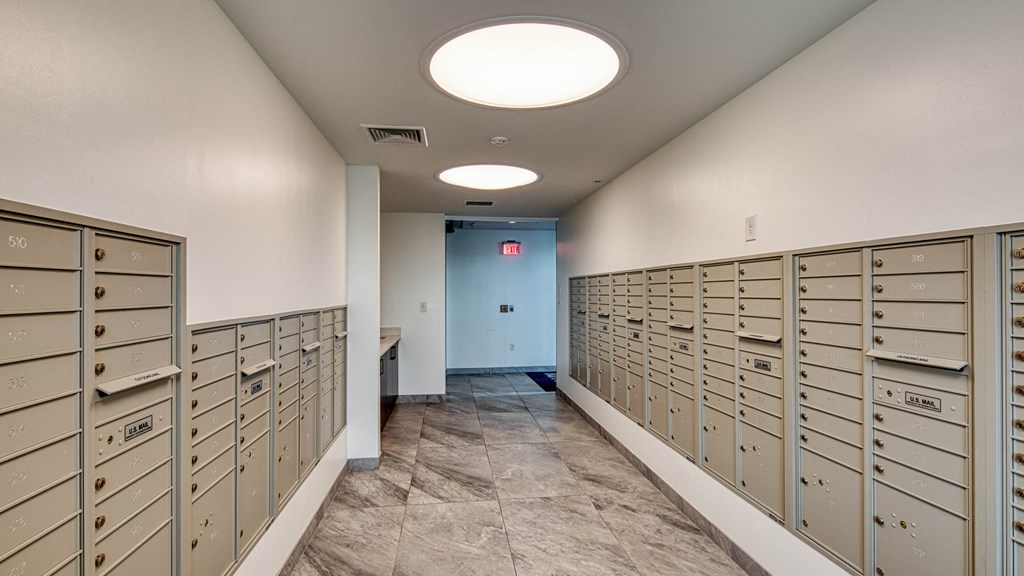 10 & Dairy Apartments mailroom