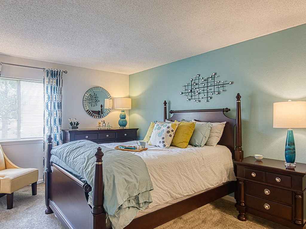 10253 Lakeridge Square Ct. 2 Beds Apartment for Rent