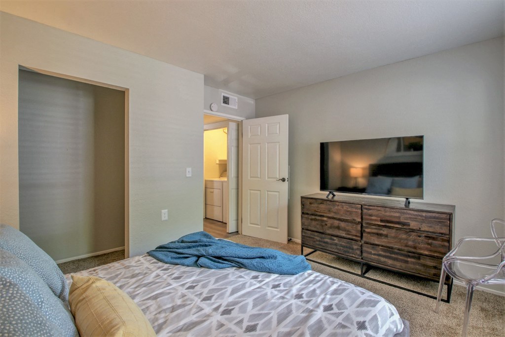 Muse Apartments in Little Rock AR bedroom