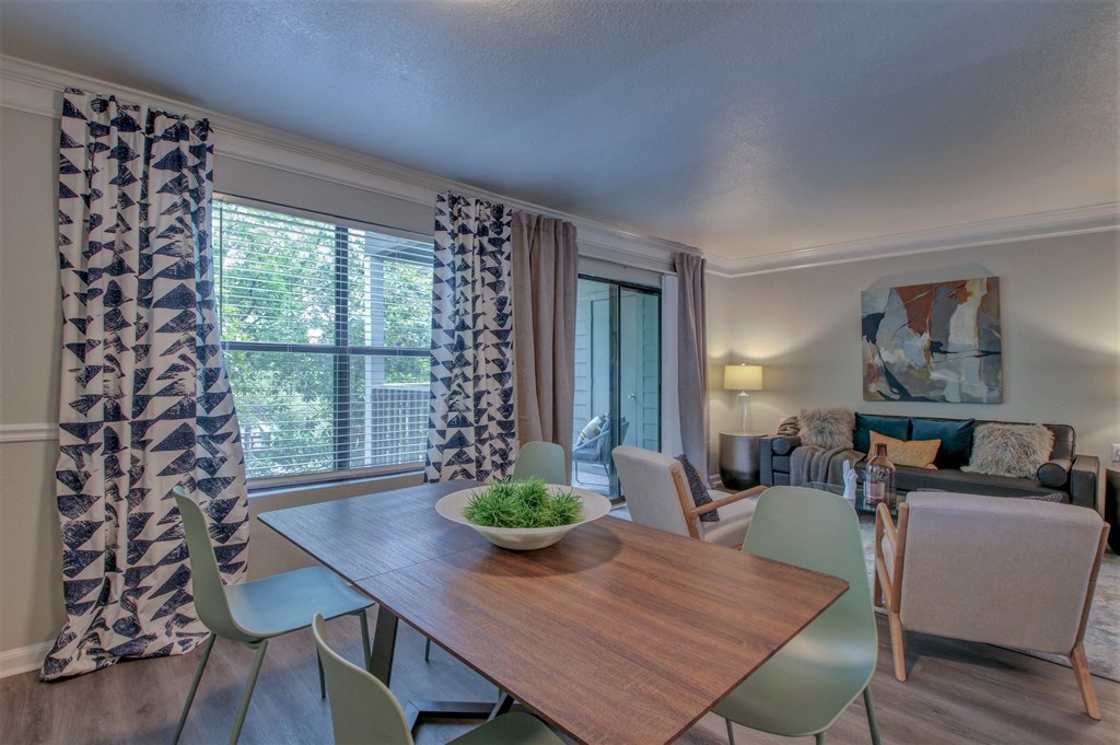 Muse Apartments in Little Rock AR Living Room