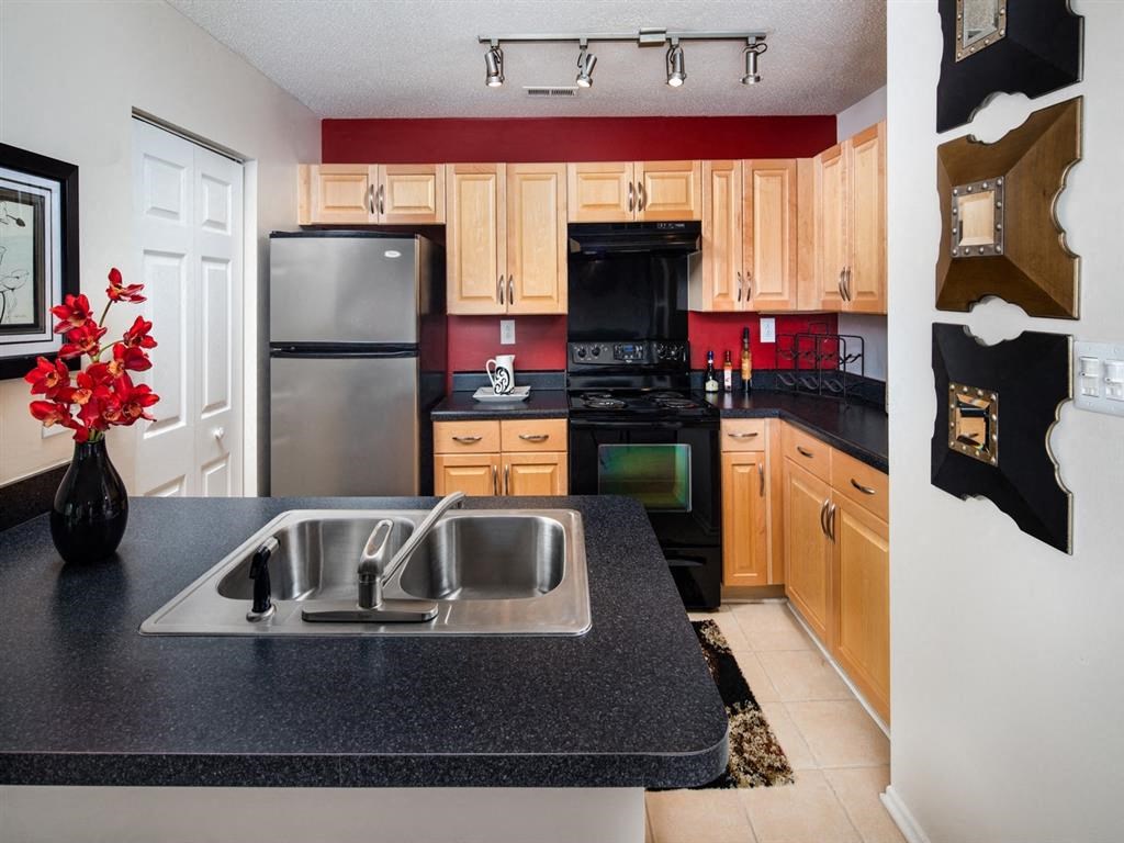 Harris Pond Apartments in Charlotte NC Kitchen 1