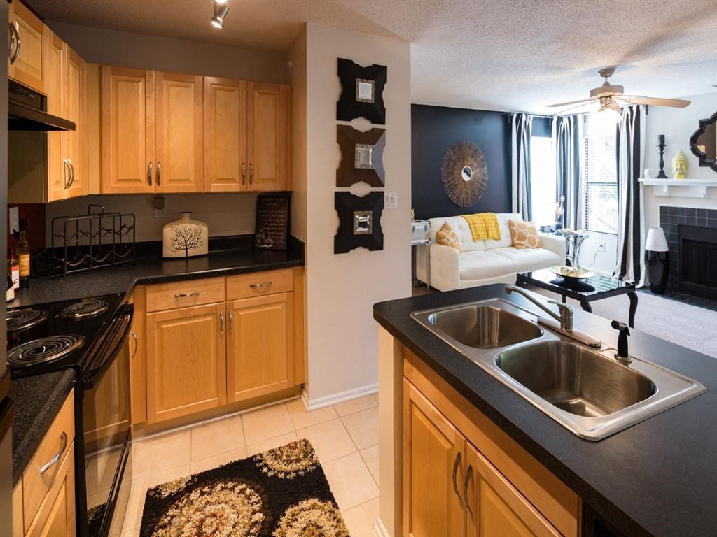 Harris Pond Apartments in Charlotte NC Kitchen